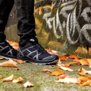 Haix Black Eagle Adventure 2.2 GTX lowblack-silver